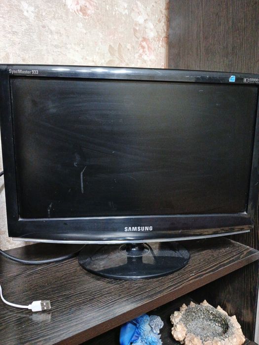 Продаётся монитор samsung