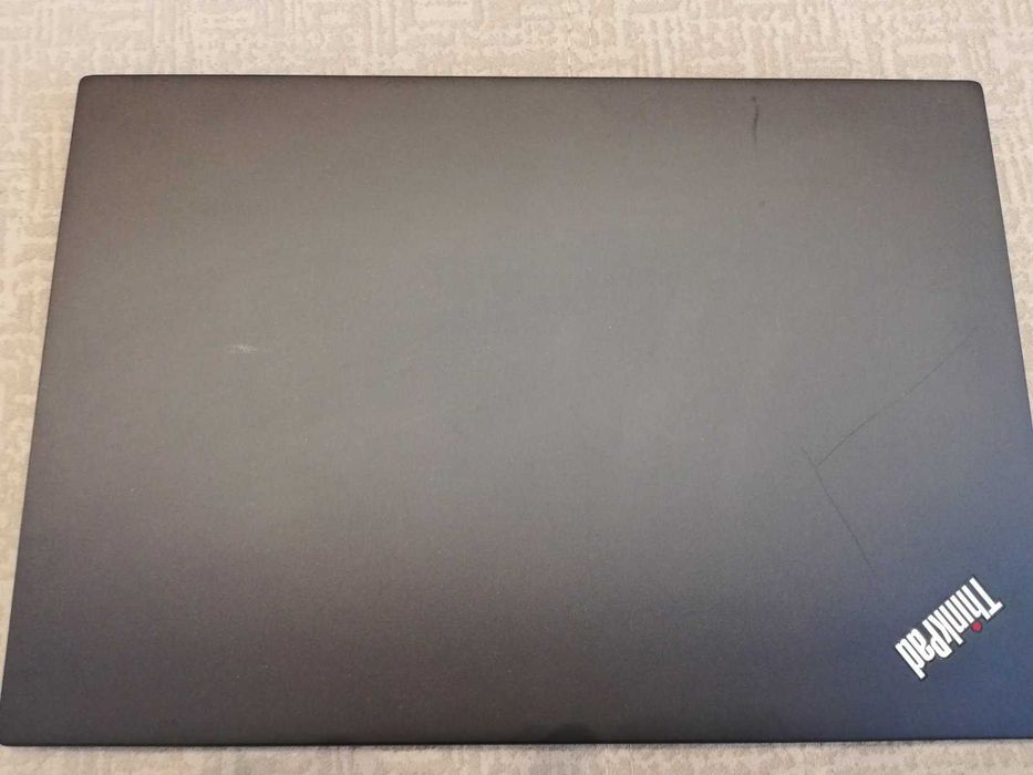 Лаптоп Lenovo ThinkPad t490s  i5  200 GB  SSD