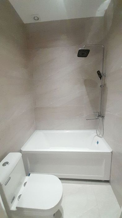 Учкахрамон постдан 6 км кирганда Хожи отада 1.25 сотихли уй сотилади