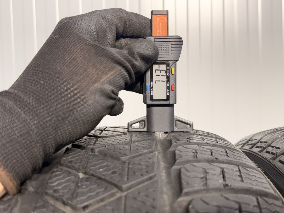 245/45/19 зимни гуми PIRELLI SOTOZERO 3