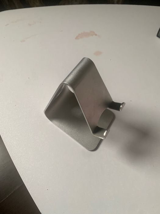 Стойка за телефон или таблет!!