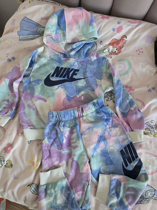 Дрешки в отлично състояние