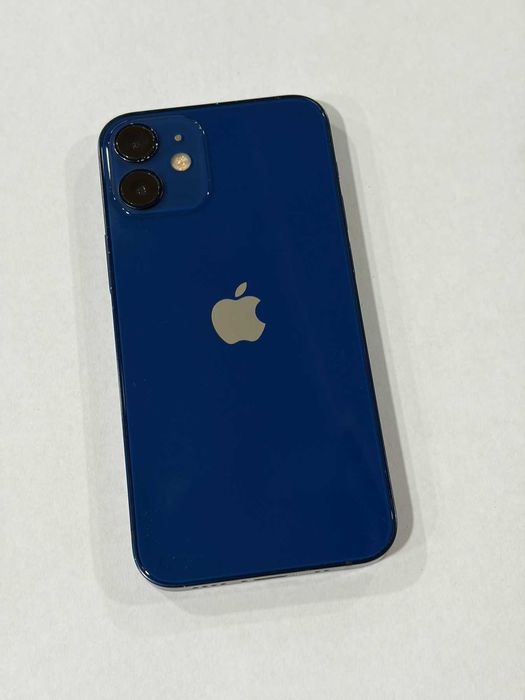 Продавам Iphone 12 mini 256gb