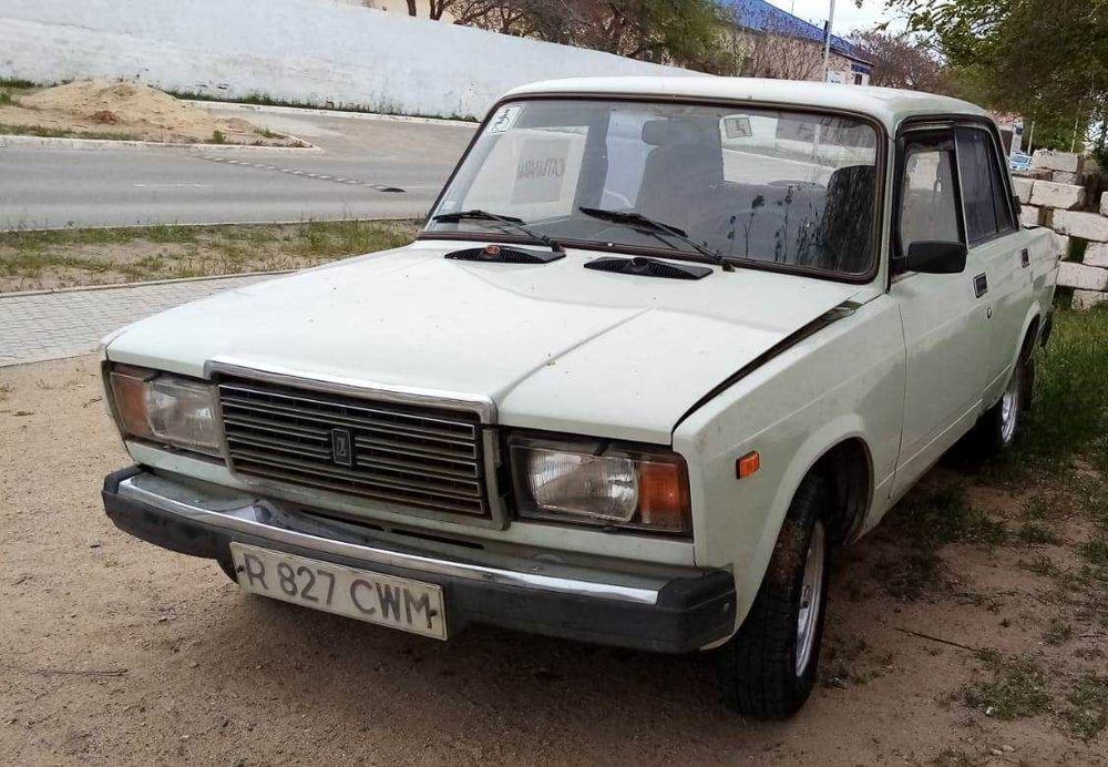 Продаётся ВАЗ 2107.