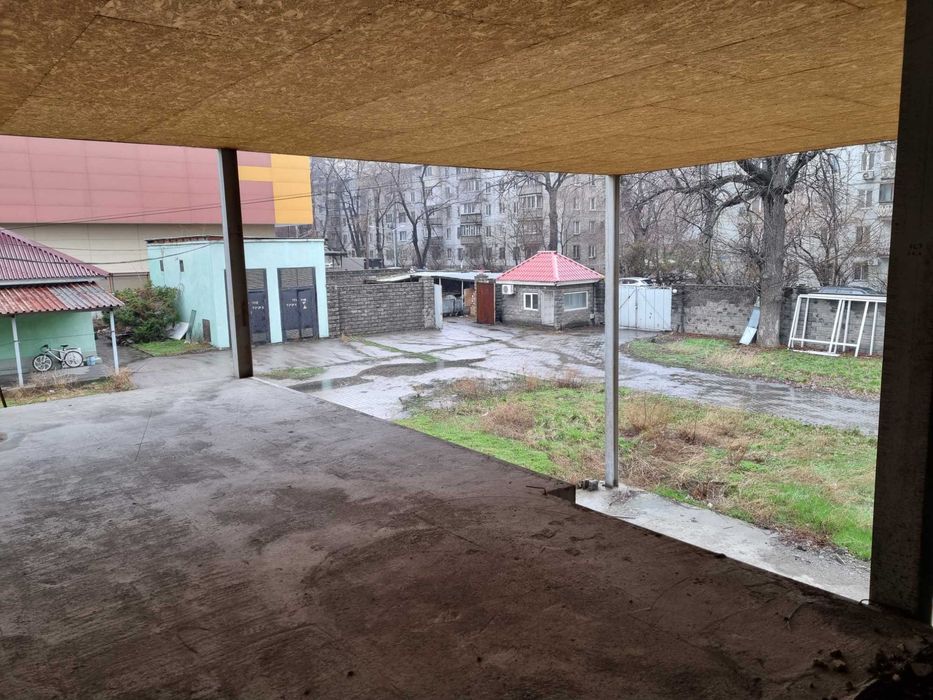 Отдельно стоящее здание