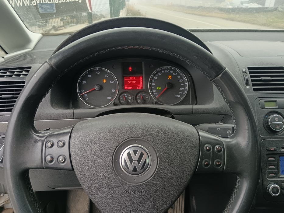 Фолксваген Туран 1.6 фси 115 к.с. автомат / VW Touran 1.6 fsi BLF НА Ч