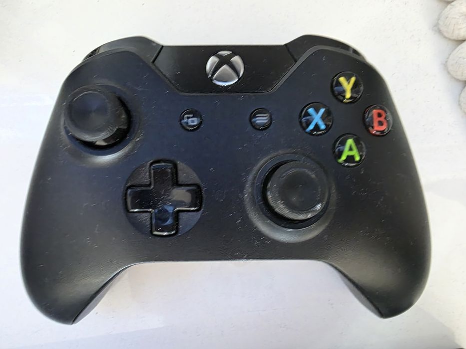 Consola Xbox One S 4K rezolutie 1TB memorie plus gamepad original