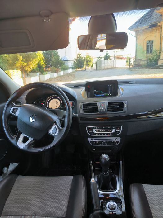 Renault Megane III Grandtour (Break), ediție limitată **FFR**, an 2012, motor **1.9 dCi 130 CP**