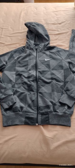 Спортен екип Nike