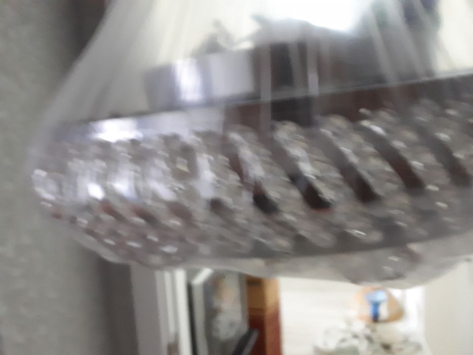 Люстра Польша очень красивая