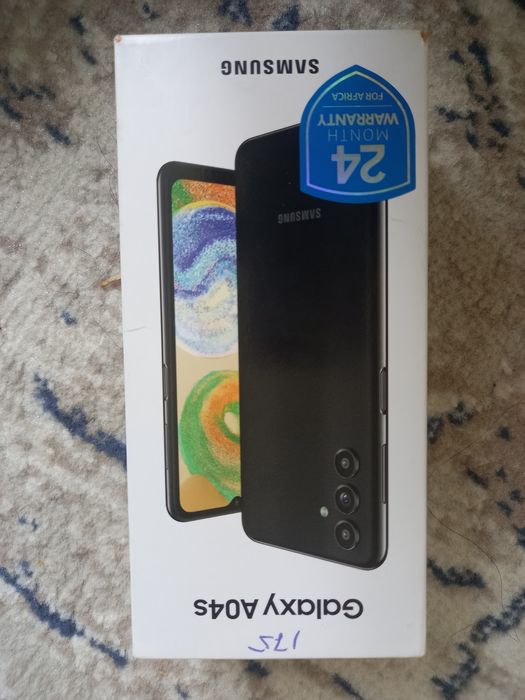 Galaxy A04s sotiladi.