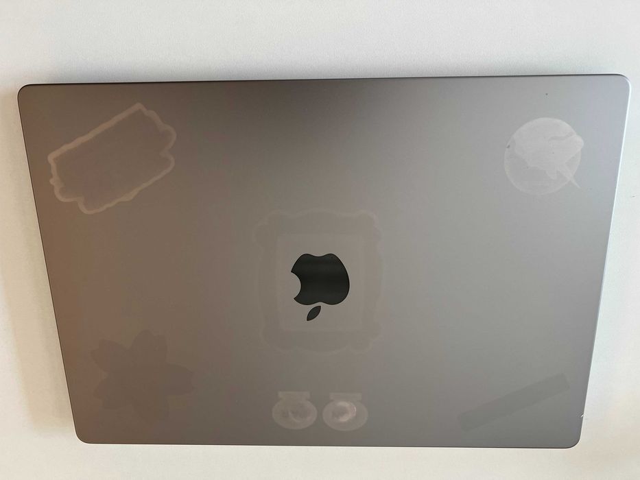 Macbook Pro M1 2021 16'' 32 GB RAM 512 SSD