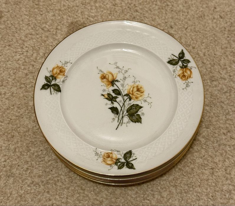 Порцеланови десертни чинии - баварски порцелан