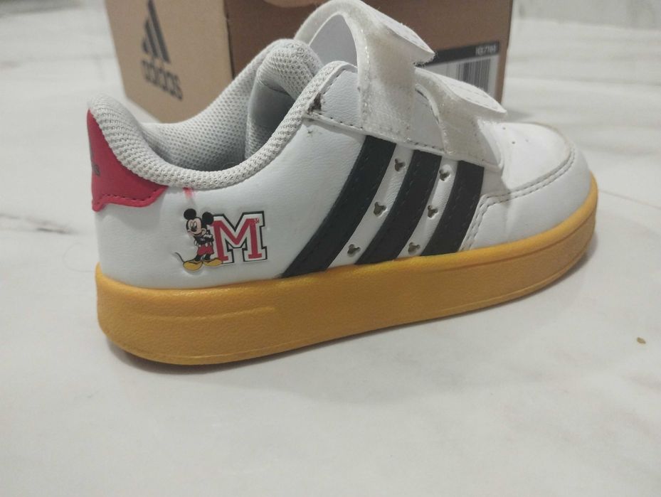 Adidas маратонки унисекс