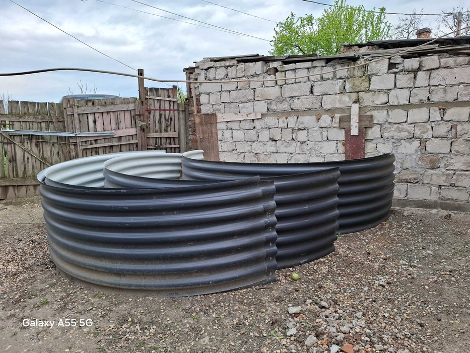 Tabla ondulata de vânzare sau schimb cu remorca de 750kg