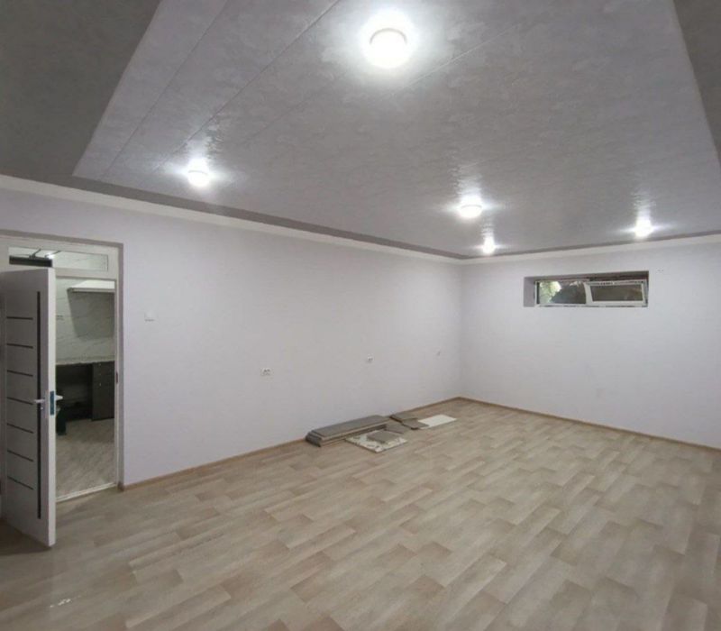 Офис 47м2 Цквартал(Подвал)