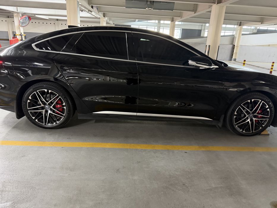 BYD Han 2025, 701 Km Smart full pazitsa