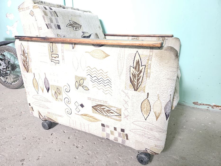 Кресло отдам даром