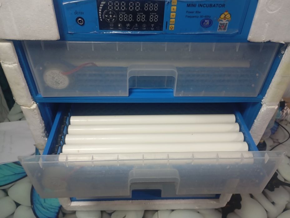 Инкубатор "Умница" 256