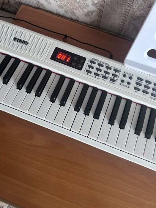Синтезатор ON Music Maestro