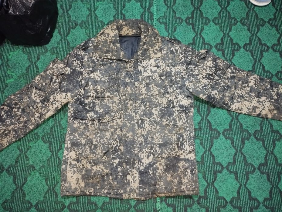 Харбий бушлат холати яхши