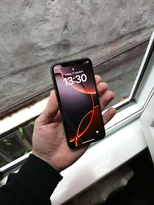 Apple iPhone X Black. Apple in California.