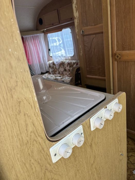 Каравана на части