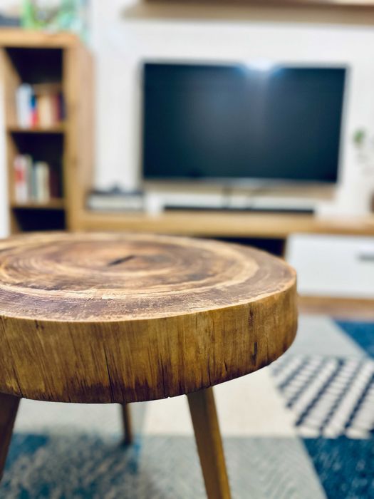 Măsuță de cafea unicat din lemn masiv (rondea/felie trunchi) - Stil Rustic/Scandinav