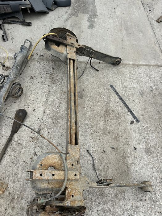 Punte spate opel vivaro renault trafic