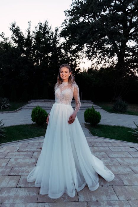 Vând rochie de mireasă