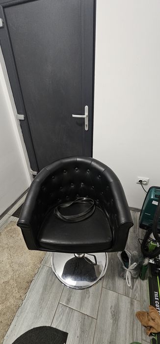 Scaun coafează  10/10