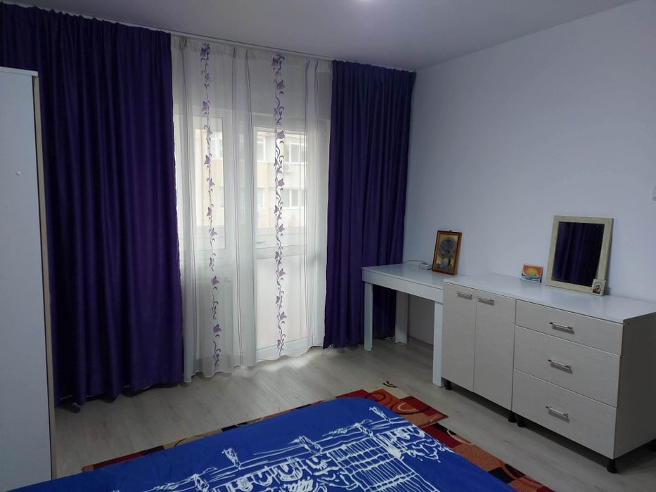 Închiriez garsonieră