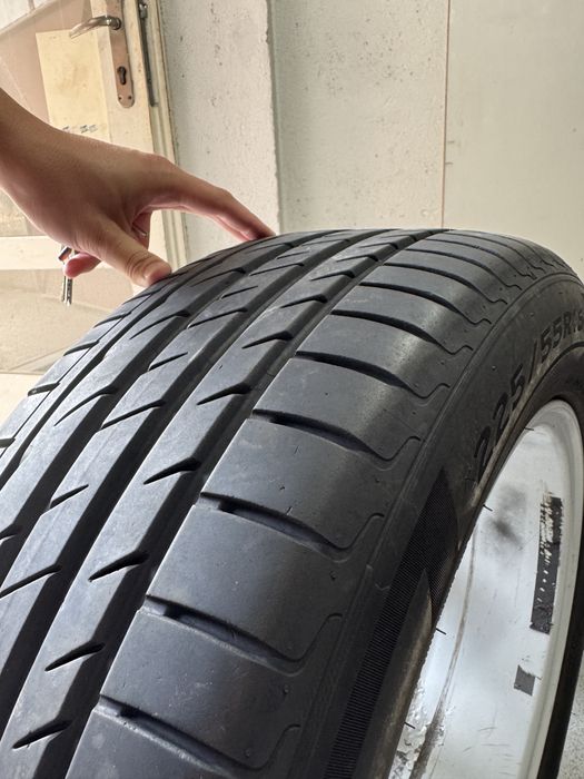 4 бр. летни гуми с алуминиеви джанти Mercedes – 225/55 R16