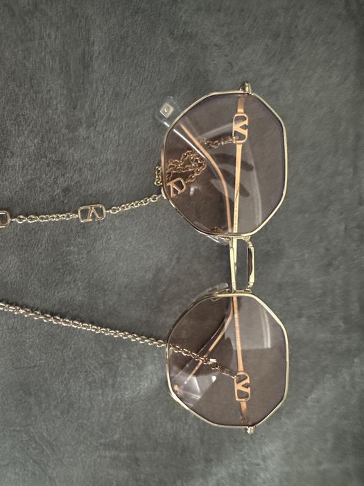 Очки оригинал от люксового дома Valentino