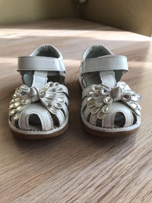 Детские сандали