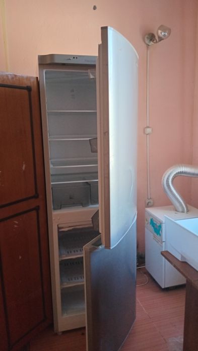 Холодилник электрофрост