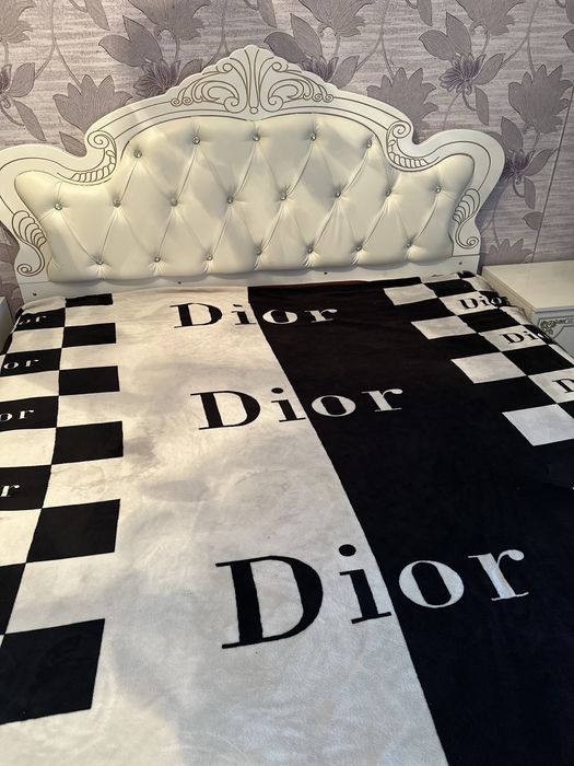 Продам спальный гарнитур, состояние отличное все оккуратное и ухоженно