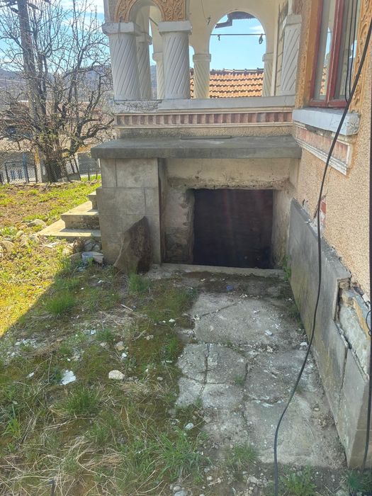 Casă de vânzare – Zona Malu Cu Flori ,Jud Dambovita