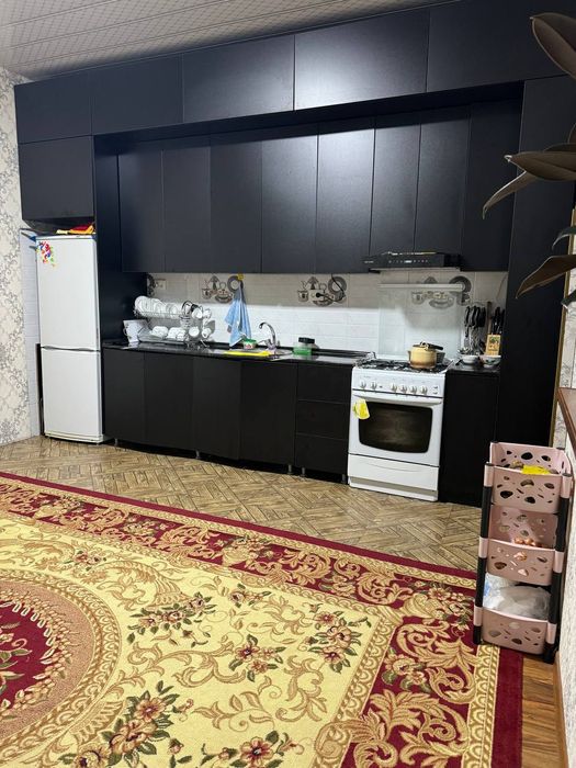 Тутзорда уй сотилади