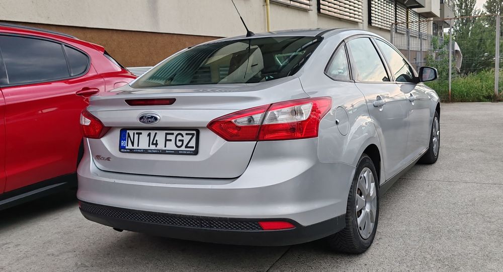 FORD Focus 2012 — imagine 4