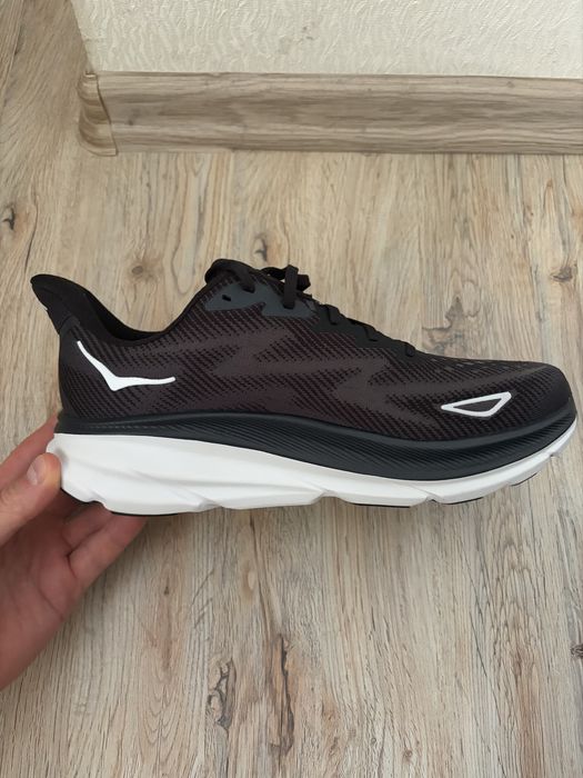 HOKA Clifton 9, 43 Noi