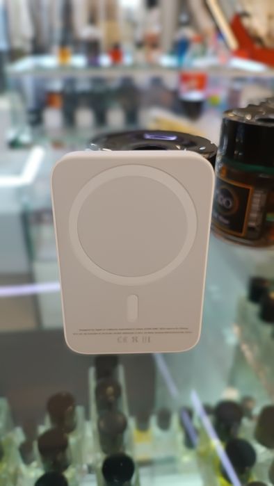 iPhone, Battery Pack