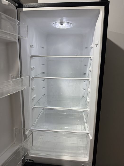 Холодильник DAUSCHER