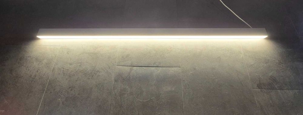 Линейно LED осветително тяло - висящо