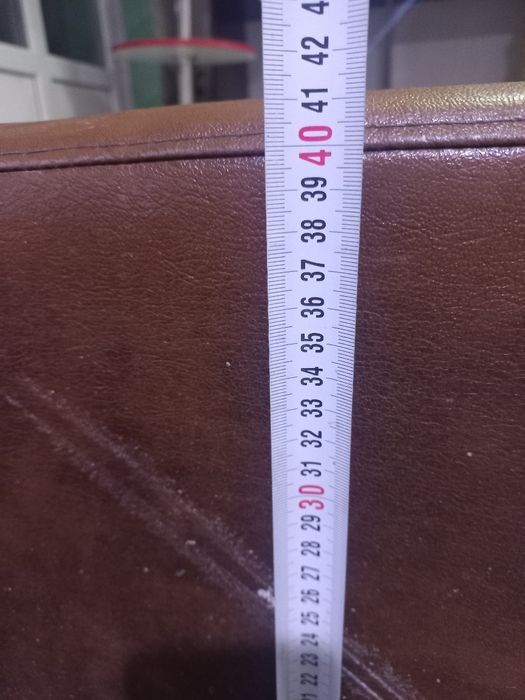 Пуфик из кожезаменителя.