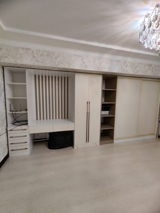 Изготовление корпусной мебели любой сложности.