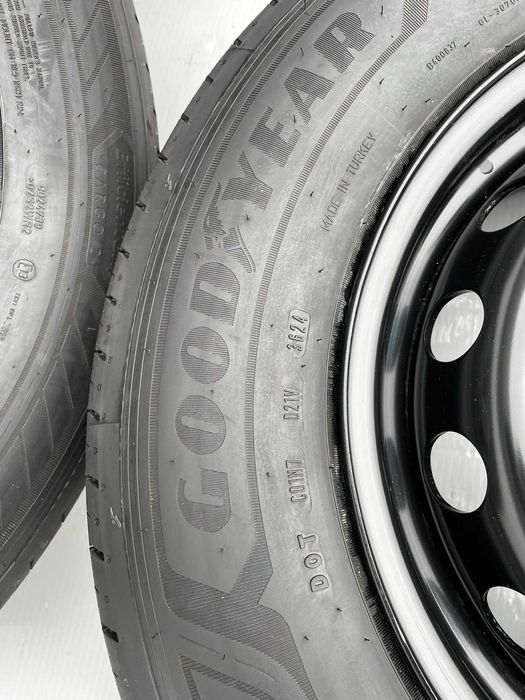 Set jante noi cu anvelope vara noi 205 75 R16c Renaut Master Movano