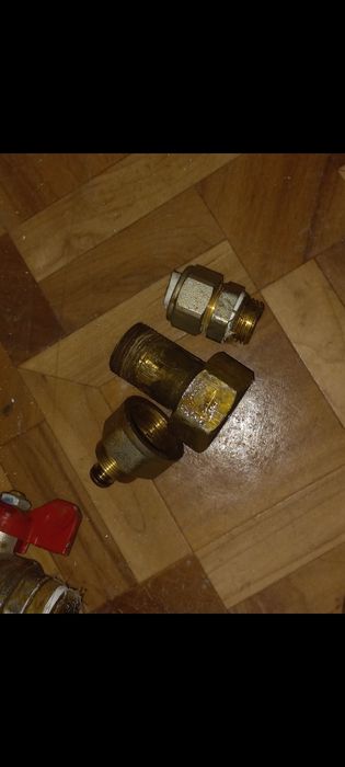 Месингови накрайници