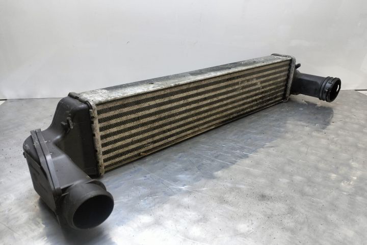 Radiator Intercooler 17517786351 BMW Seria 3 E46