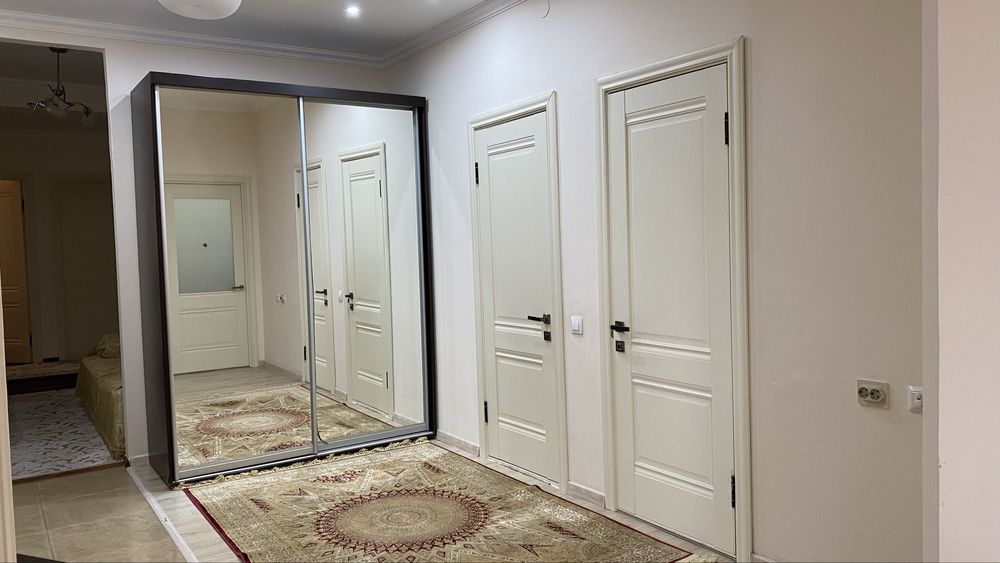 Продам 4-х комнатную квартиру